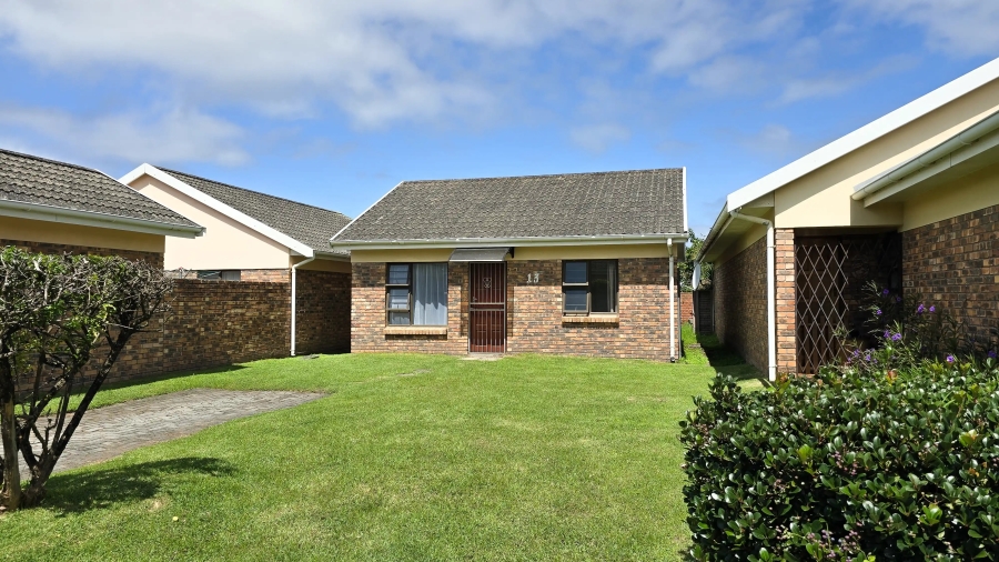 2 Bedroom Property for Sale in Gonubie Eastern Cape